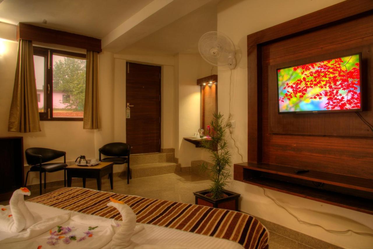 The Palm Resort-Luxuria Nainital Dış mekan fotoğraf